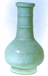 greenvase.jpg (10214 bytes)